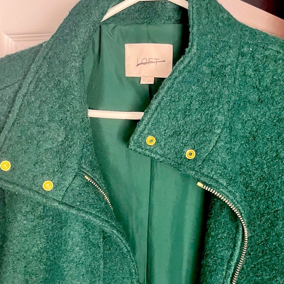 Ann Taylor Loft trench - Picture 1 of 3